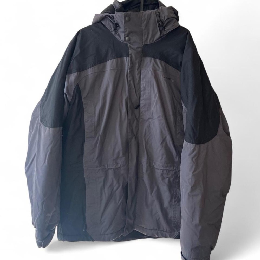 L.L. Bean Men’s Rugged Ridge parka - Picture 2 of 8